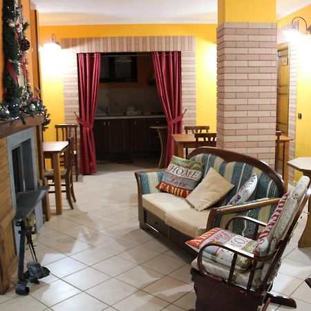 روتوندا Le Chalet Del Pollino المظهر الخارجي الصورة