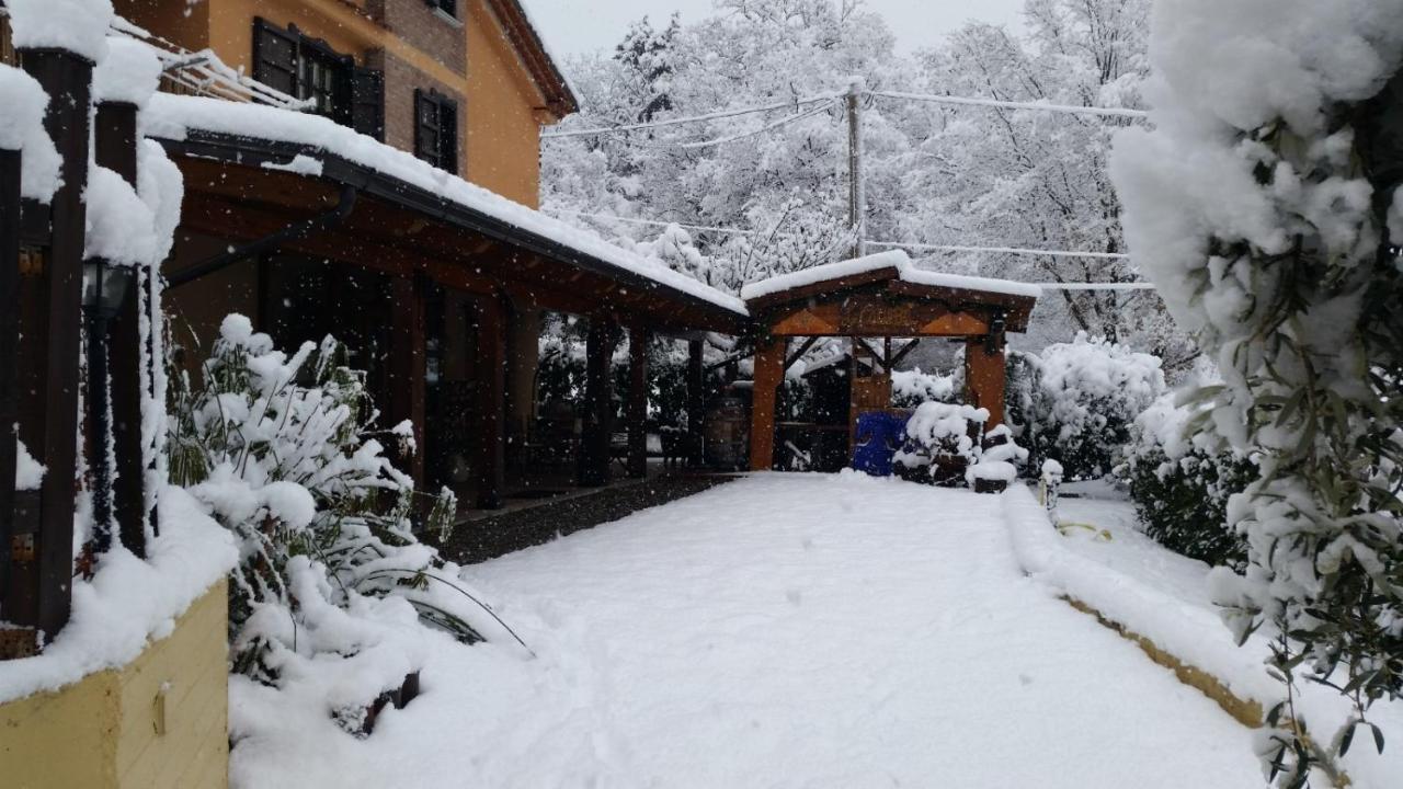 روتوندا Le Chalet Del Pollino المظهر الخارجي الصورة